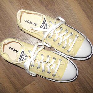 Converse Platform Sneakers – Baby Yellow – Women’s Size 9 – Like New! 💛👟✨